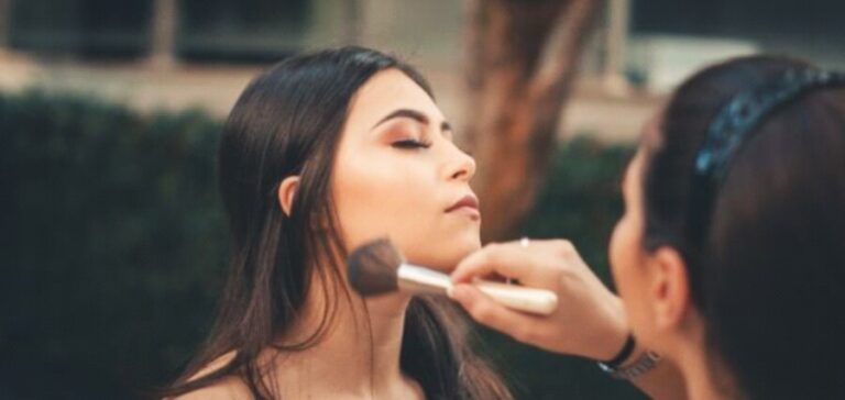 Fresh-Look-Beauty-Classes-Helps-You-Build-a-Successful-Beauty-Career.jpg