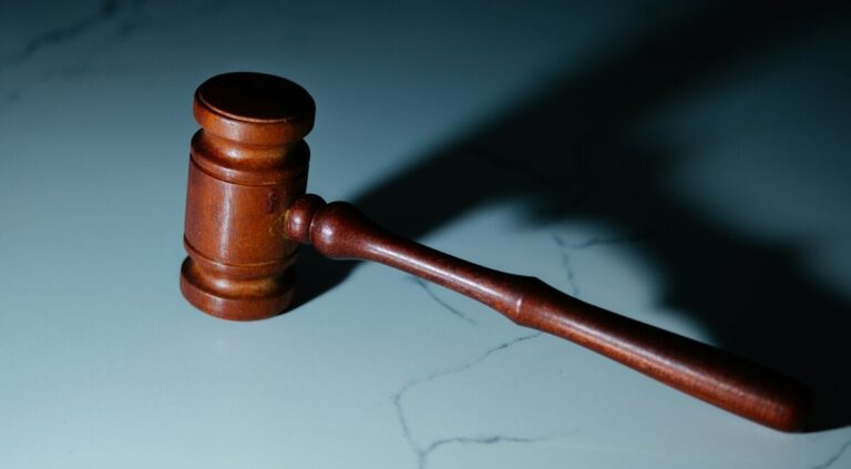 Gavel.jpg